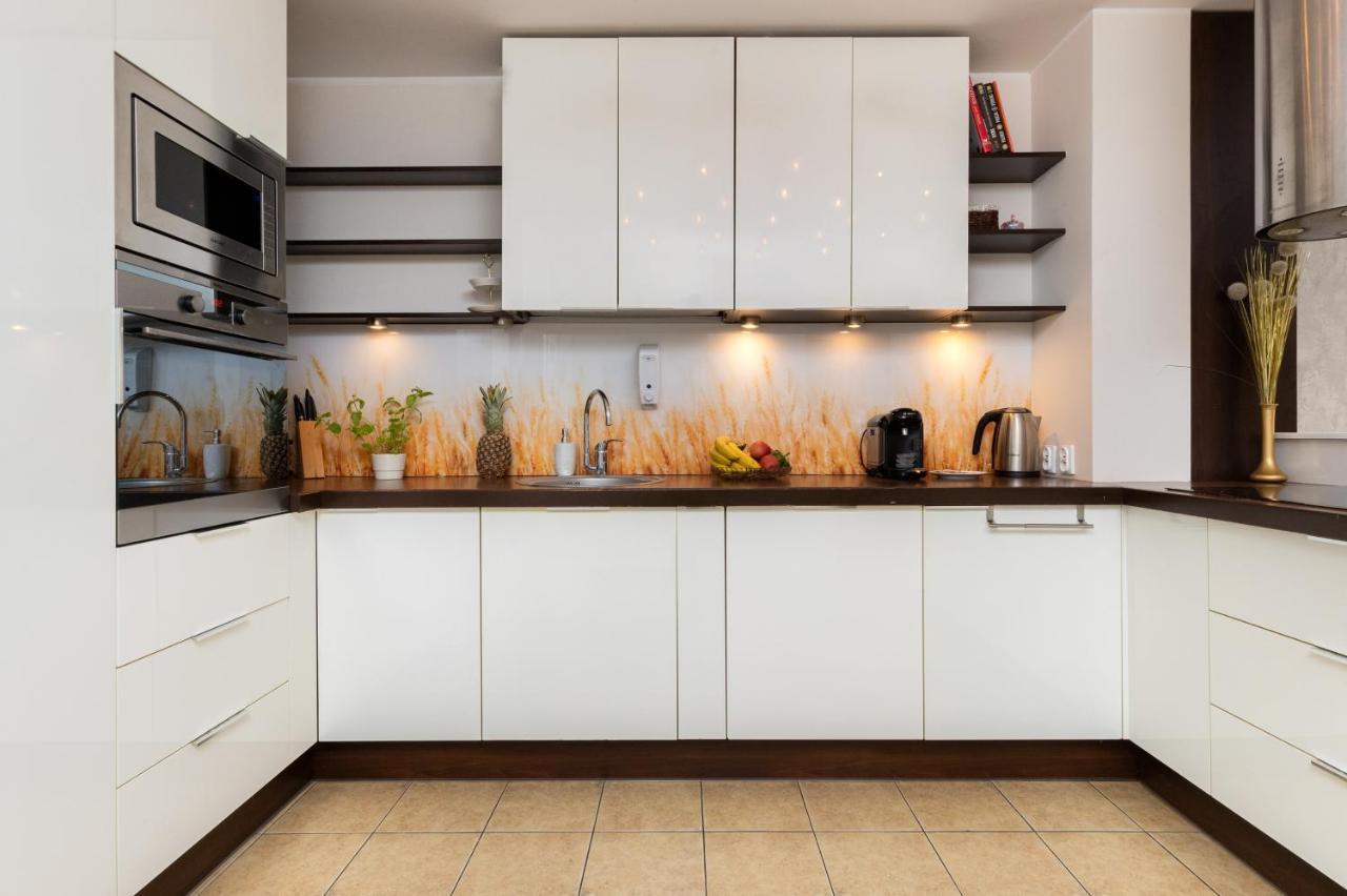 Family Apartament Mysliwska By Renters Apartment Gdansk Bagian luar foto