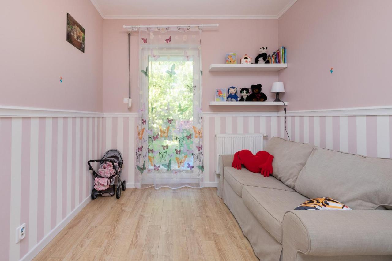 Family Apartament Mysliwska By Renters Apartment Gdansk Bagian luar foto
