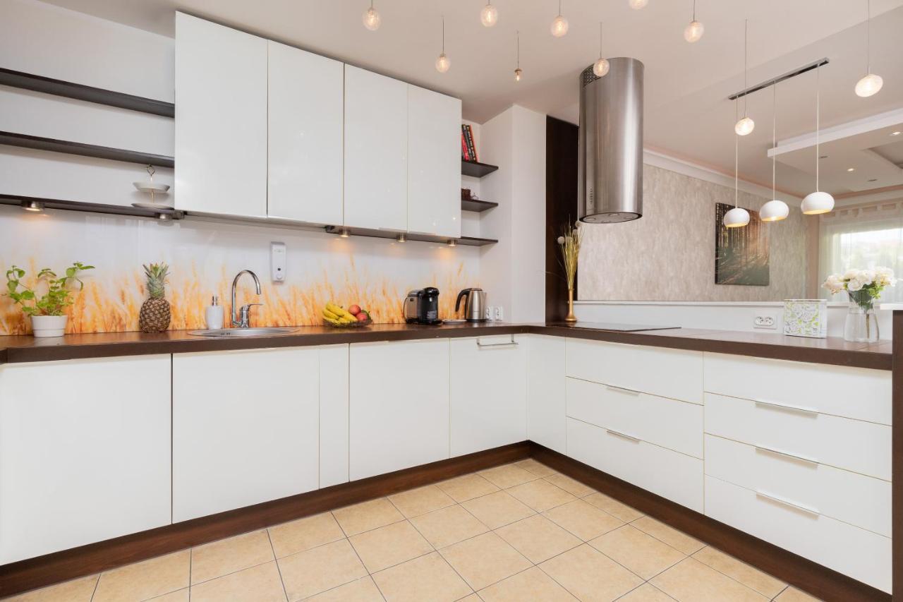 Family Apartament Mysliwska By Renters Apartment Gdansk Bagian luar foto