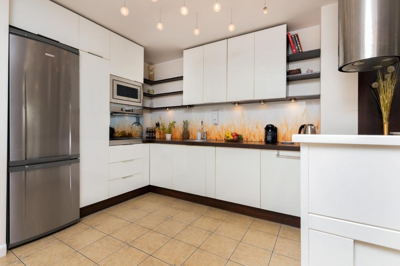 Family Apartament Mysliwska By Renters Apartment Gdansk Bagian luar foto